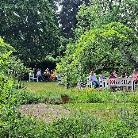 Hotel Gaeste- Und Tagungshaus Am Glockengarten Berlino Esterno foto