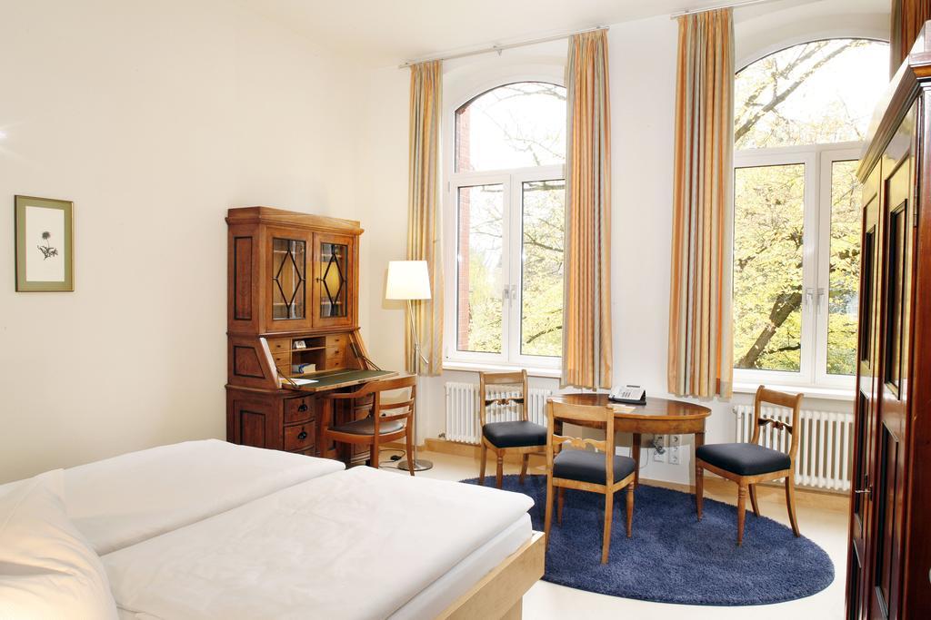 Gaeste- Und Tagungshaus Am Glockengarten Berlino Esterno foto