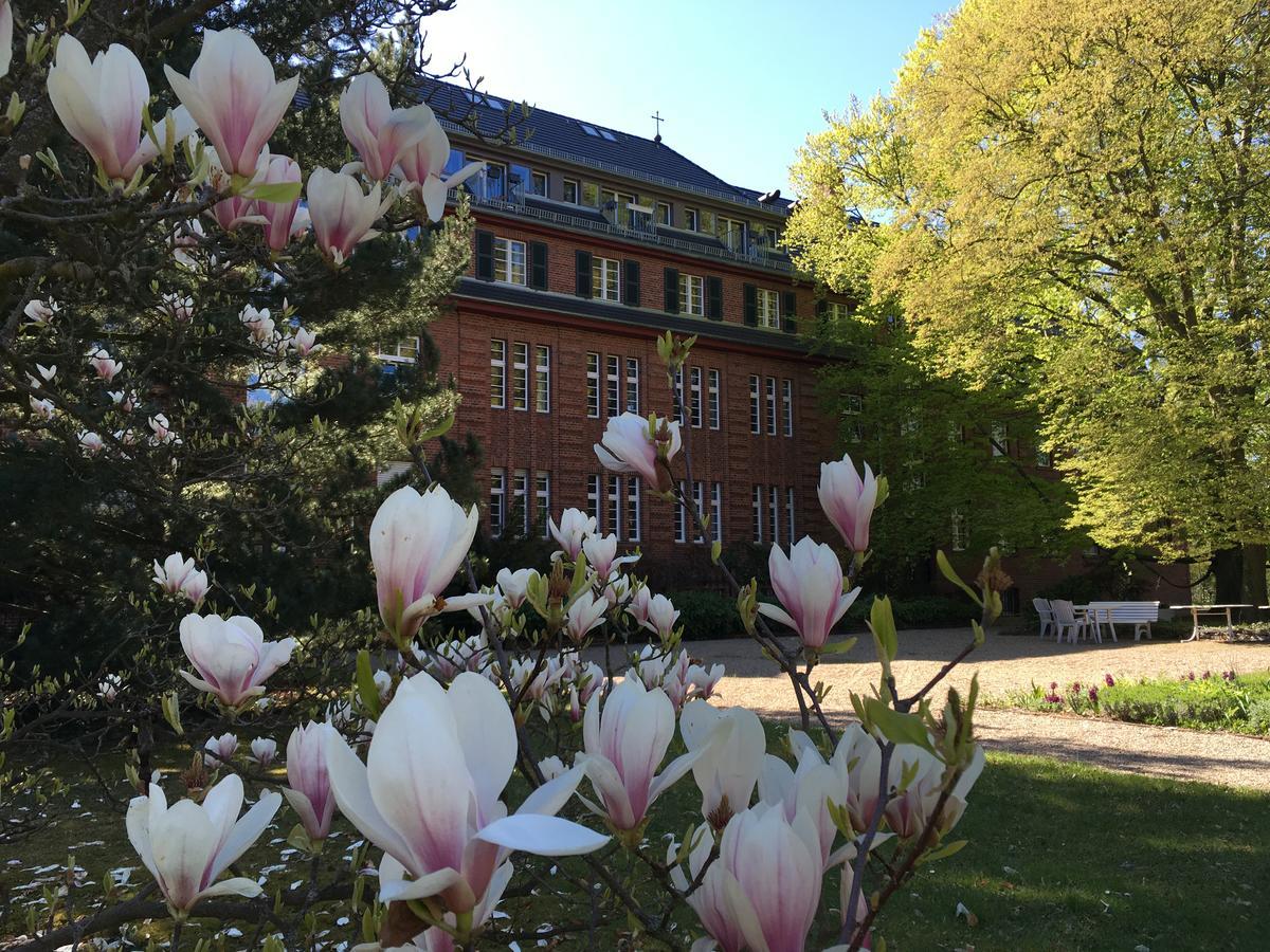 Hotel Gaeste- Und Tagungshaus Am Glockengarten Berlino Esterno foto